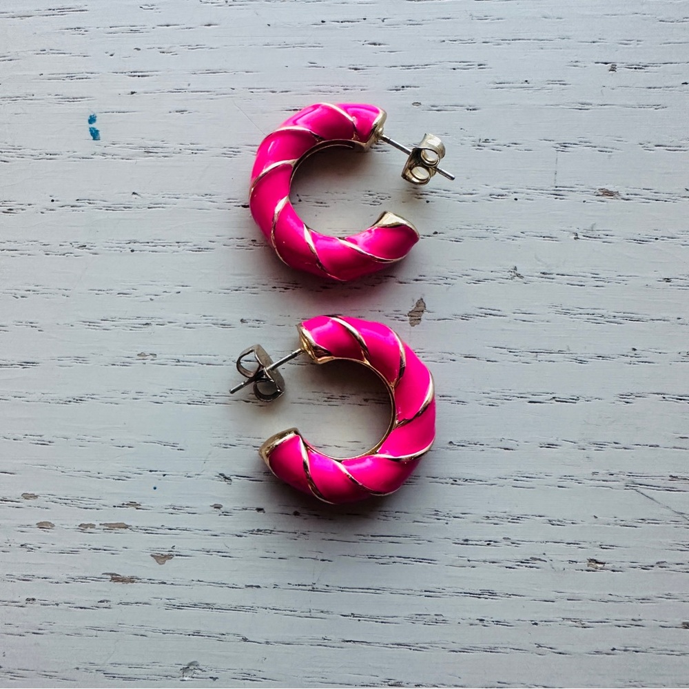 Fun Pink and Gold spiral Hoop Earrings